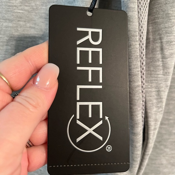 Lightweight Reflex Sweatshirt - Picture 4 of 4